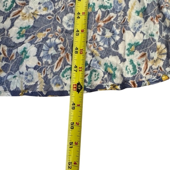 ASTR Floral Blue Wrap Dress Short Sleeve Hi-Low Lined XS - Picture 7 of 9